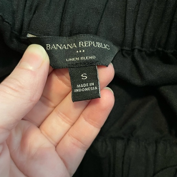 Banana Republic Linen Blend Wide Leg Ruffle Neckline Jumpsuit Black Size Small - Picture 9 of 14